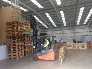 Forklift training with pallets